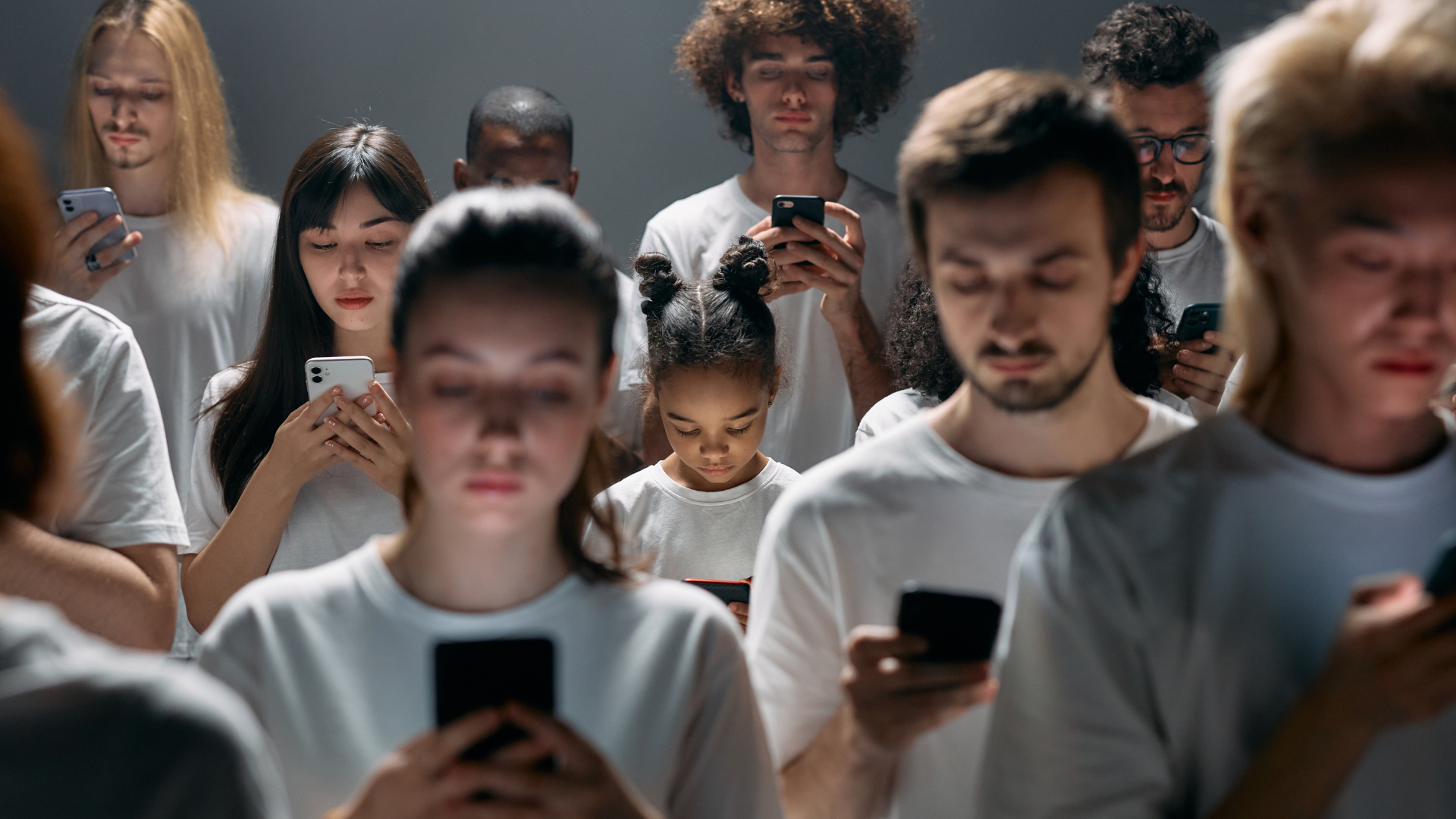 Managing Digital Distractions: Strategies for Focus and Productivity